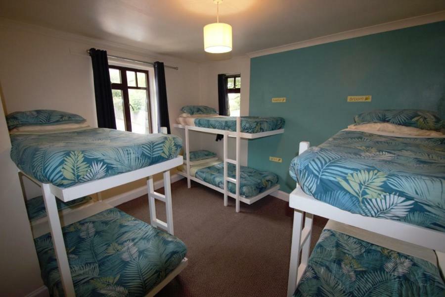 Bed in een Gemengde Slaapzaal met 6 Bedden